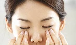 [新聞] 眼睛太累？五個方法可幫助你緩解眼睛疲勞
